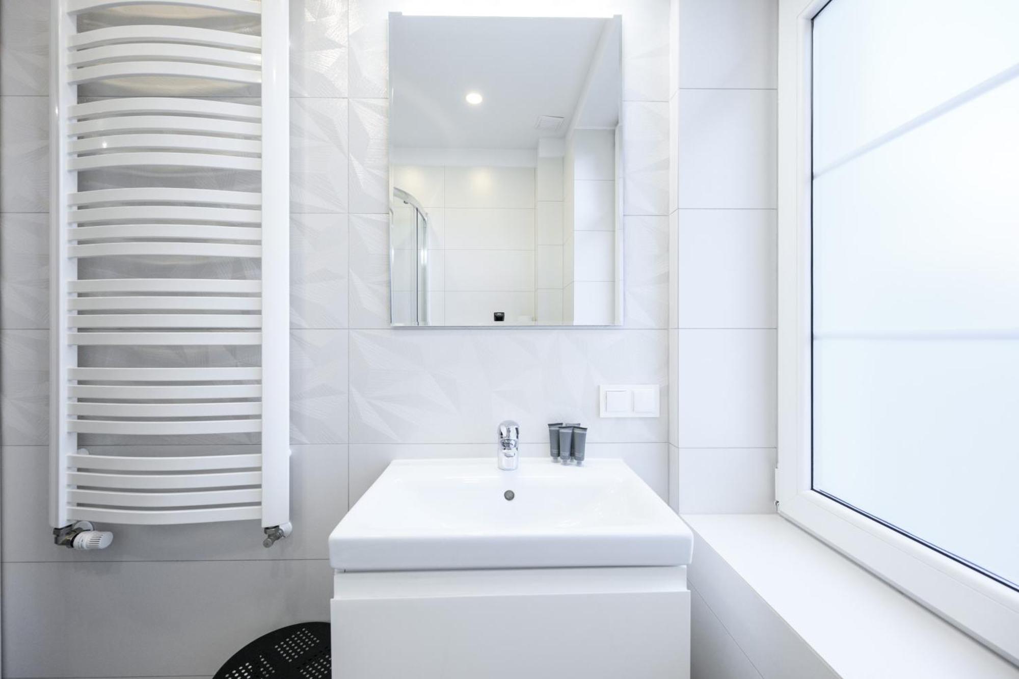 3 Maja 32b -b By Homeprime Apartment *